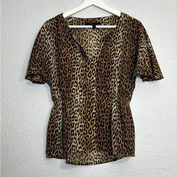 BCBG MaxAzria Women’s Size Small Cheetah Print Short Sleeve Top Cinched Waist - Picture 1 of 9